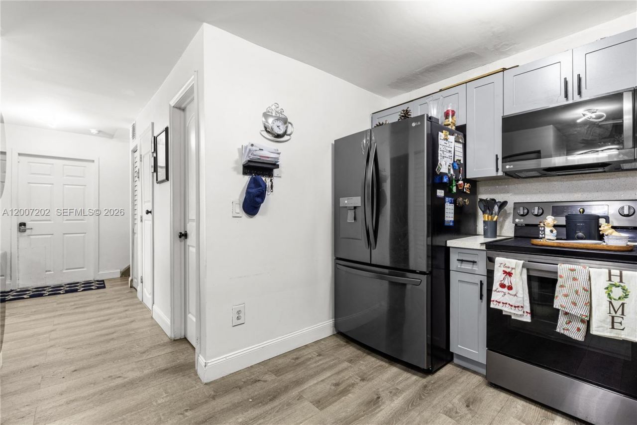 203 NE 12th Ave , Unit 203, Homestead, FL 33030 Photo