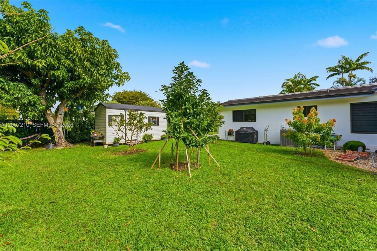 8625 SW 147th St , Palmetto Bay, FL 33158 Photo