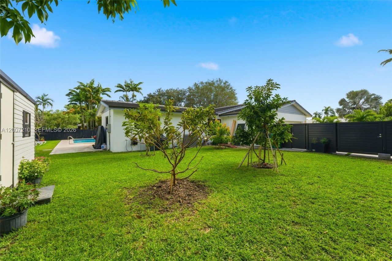 8625 SW 147th St , Palmetto Bay, FL 33158 Photo