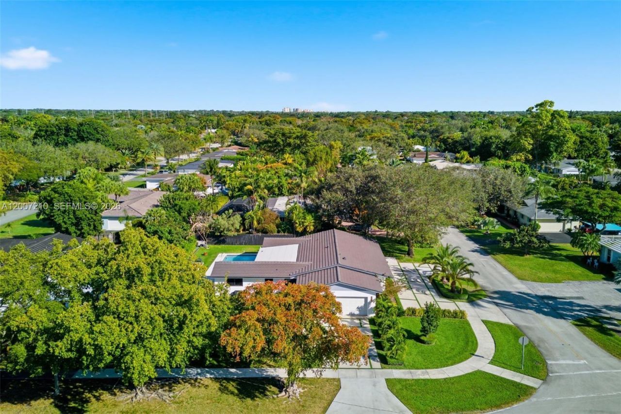 8625 SW 147th St , Palmetto Bay, FL 33158 Photo