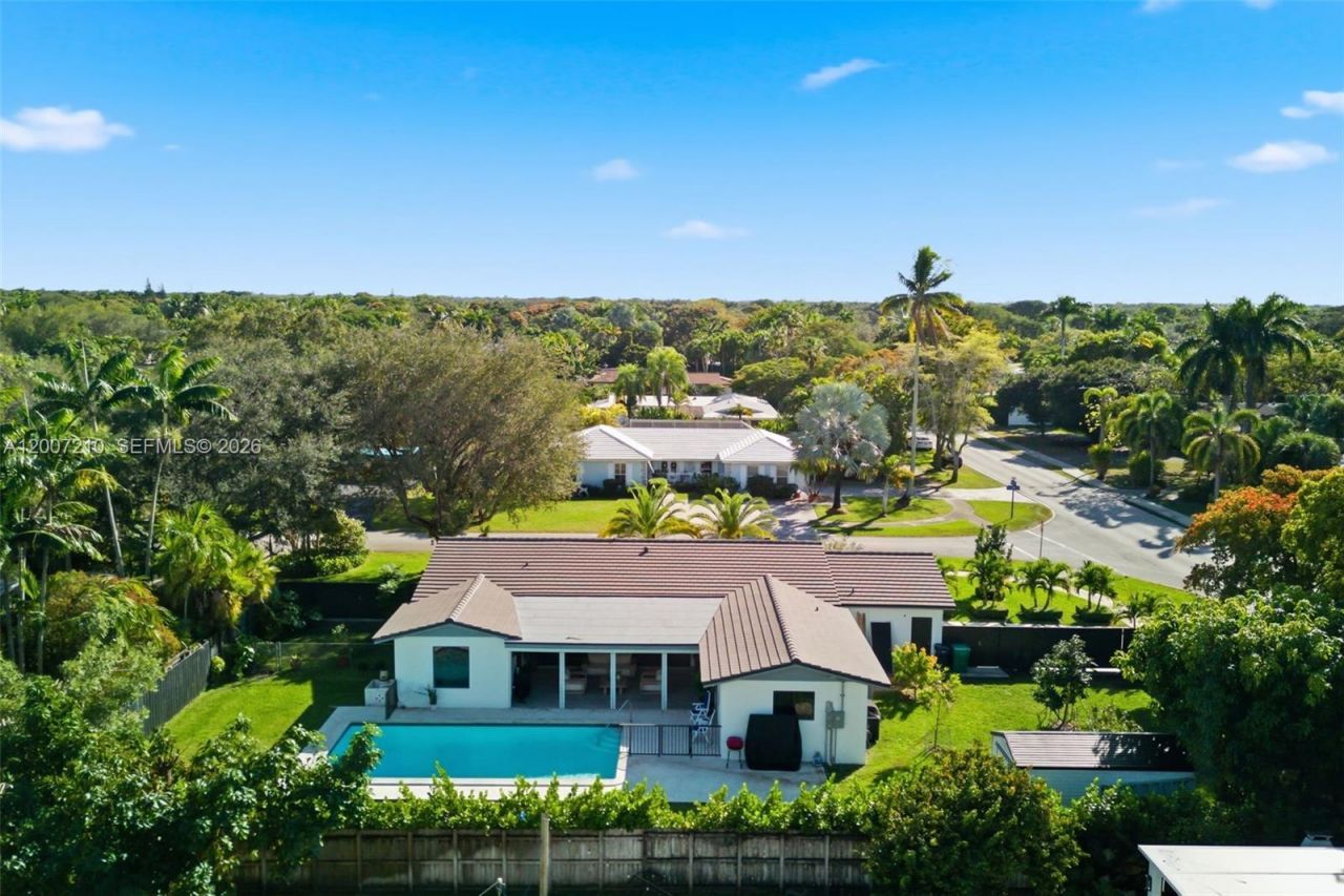 8625 SW 147th St , Palmetto Bay, FL 33158 Photo