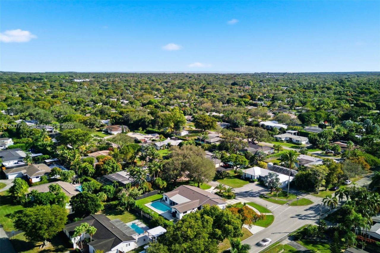 8625 SW 147th St , Palmetto Bay, FL 33158 Photo