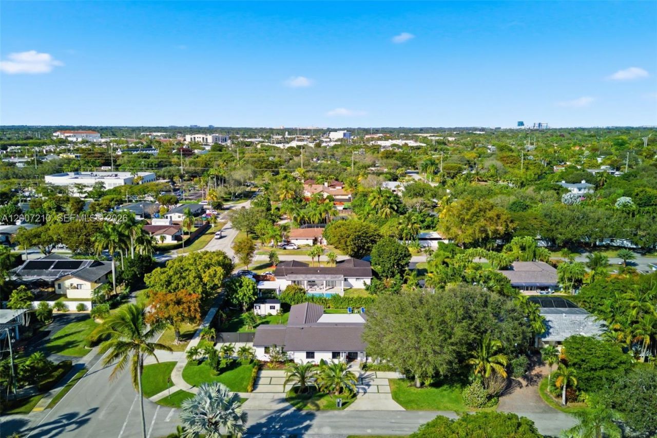 8625 SW 147th St , Palmetto Bay, FL 33158 Photo