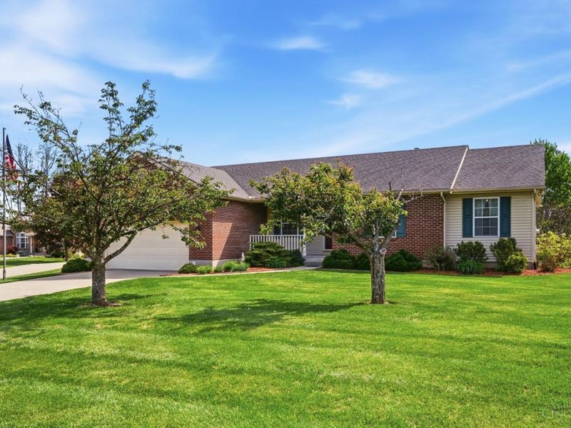 7981 Tara Drive, West Chester, OH 45069 Photo 3