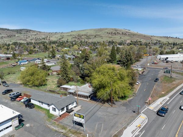 6039 S 6th Street, Klamath Falls, OR 97603