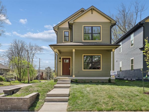1100 Clinton Avenue, Des Moines, IA 50313