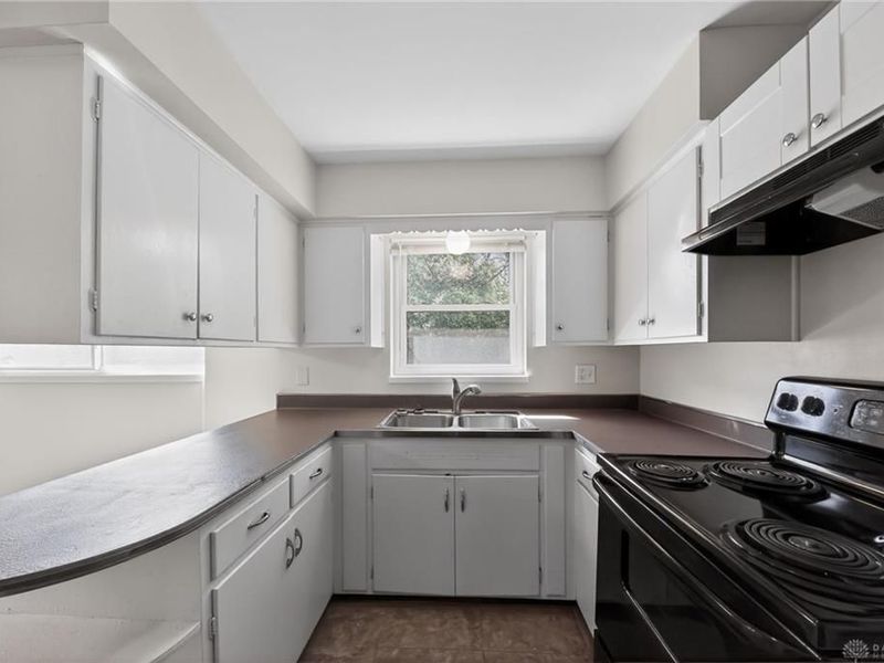 4596 Channing Lane, Trotwood, OH 45416 Photo 17