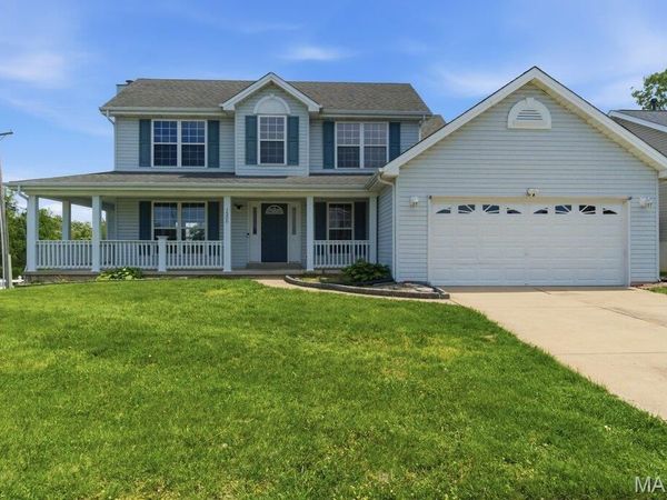 1300 Presidents Landing Drive , O'Fallon, MO 63366