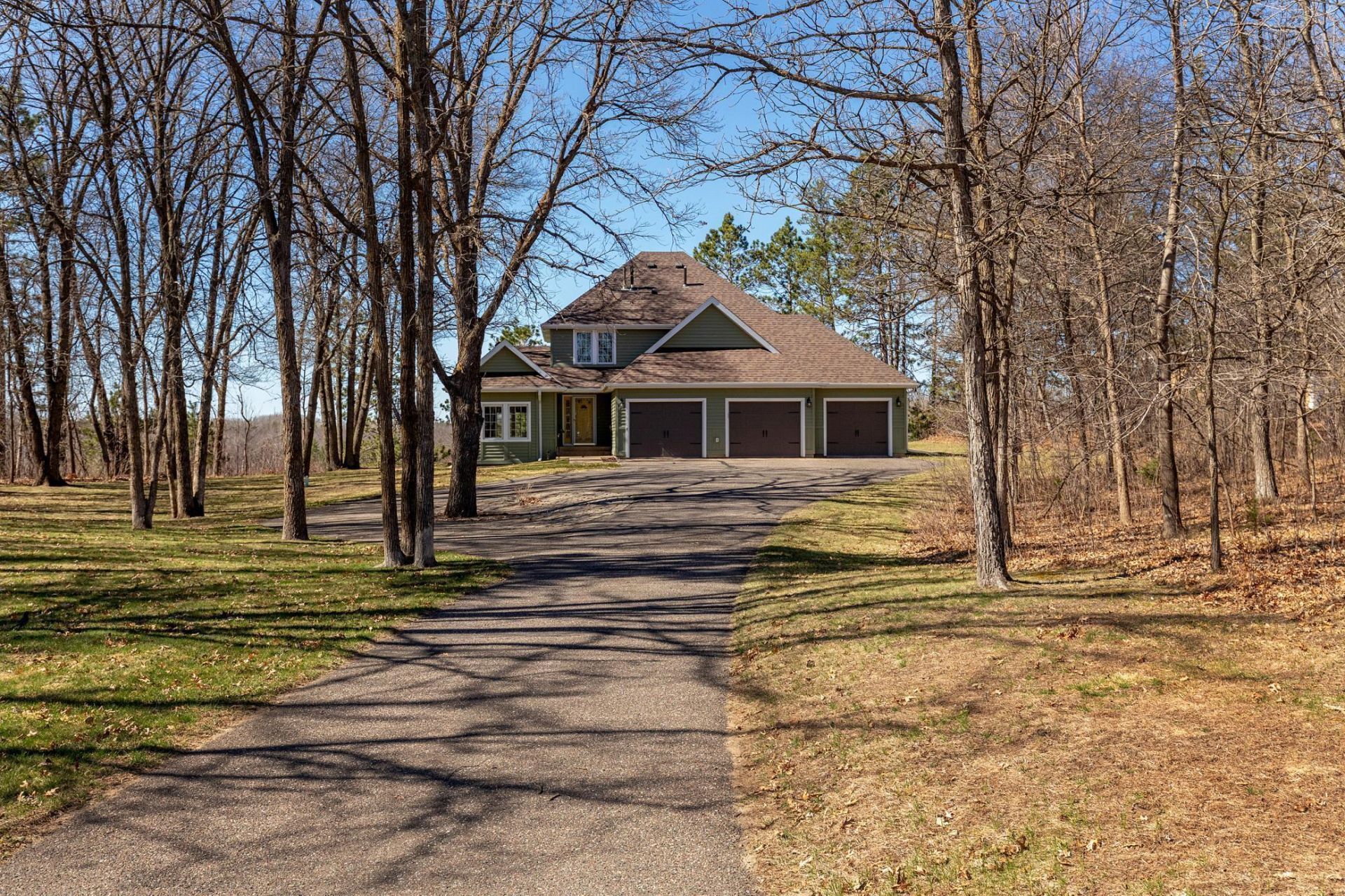 620 Buffalo Hills Lane W, Brainerd, MN 56401