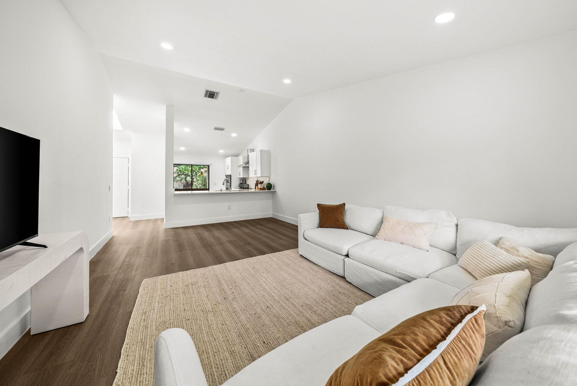 13105 Belhaven Court, Unit 15, Wellington, FL 33414 Photo