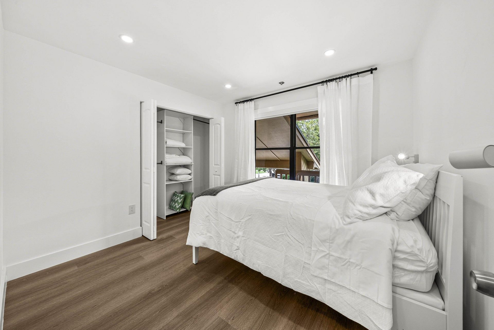 13105 Belhaven Court, Unit 15, Wellington, FL 33414 Photo