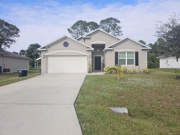 1357 NW Sequoia Rd Road NW, Palm Bay, FL 32907