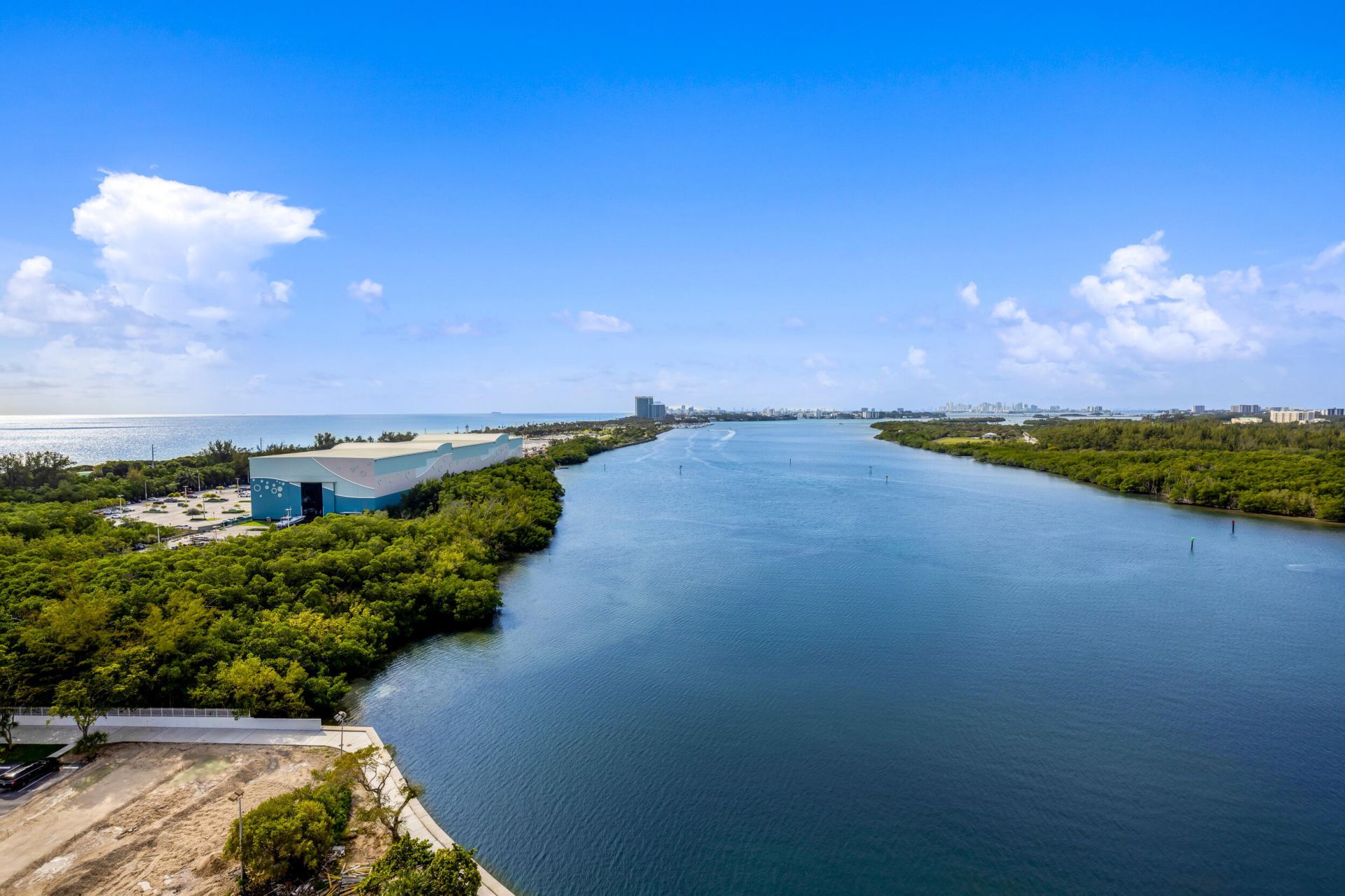 300 Bayview Drive, Unit 1614, Sunny Isles Beach, FL 33160 Photo