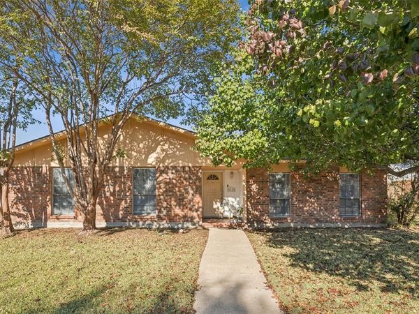 3113 Ridgemoor Drive, Garland, TX 75044