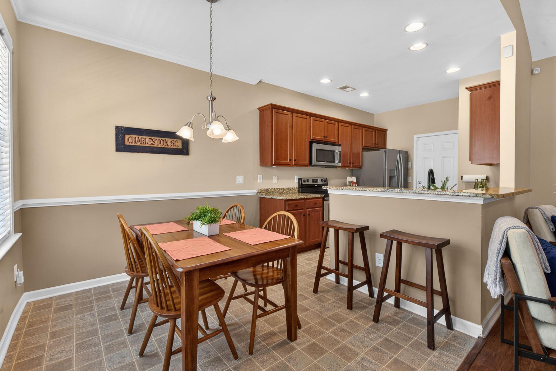 199 Highwoods Plantation Avenue Photo 14