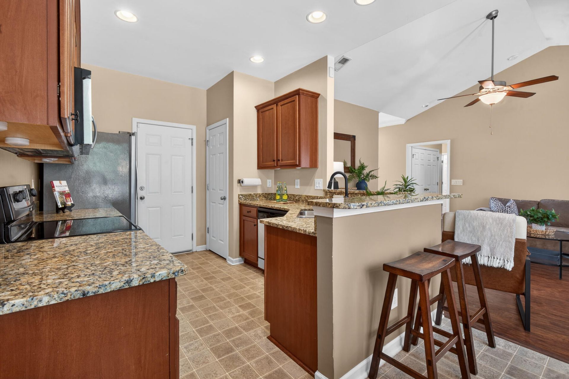 199 Highwoods Plantation Avenue Photo 19