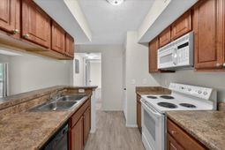 1481 Center Street photo 4