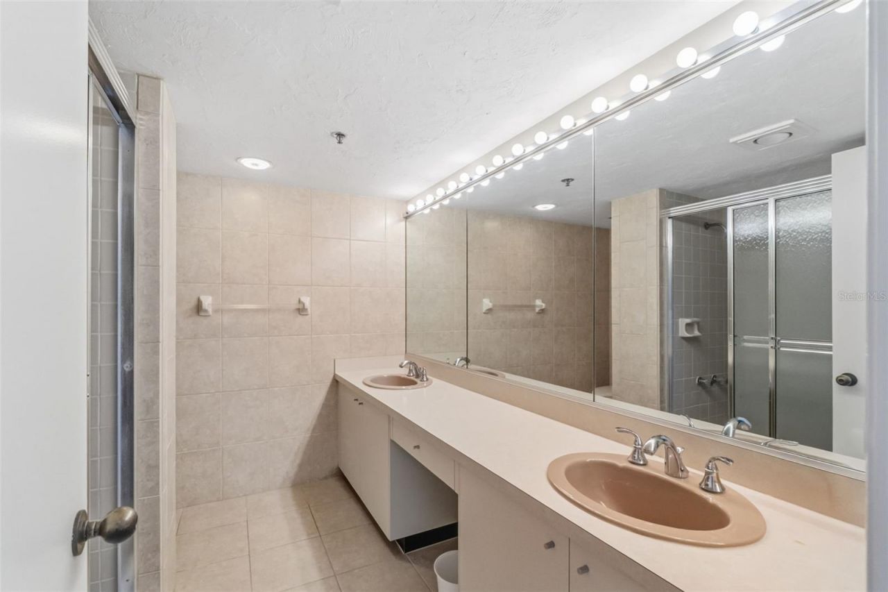 988 Blvd Of The Arts, Unit 1116, Sarasota, FL 34236 Photo