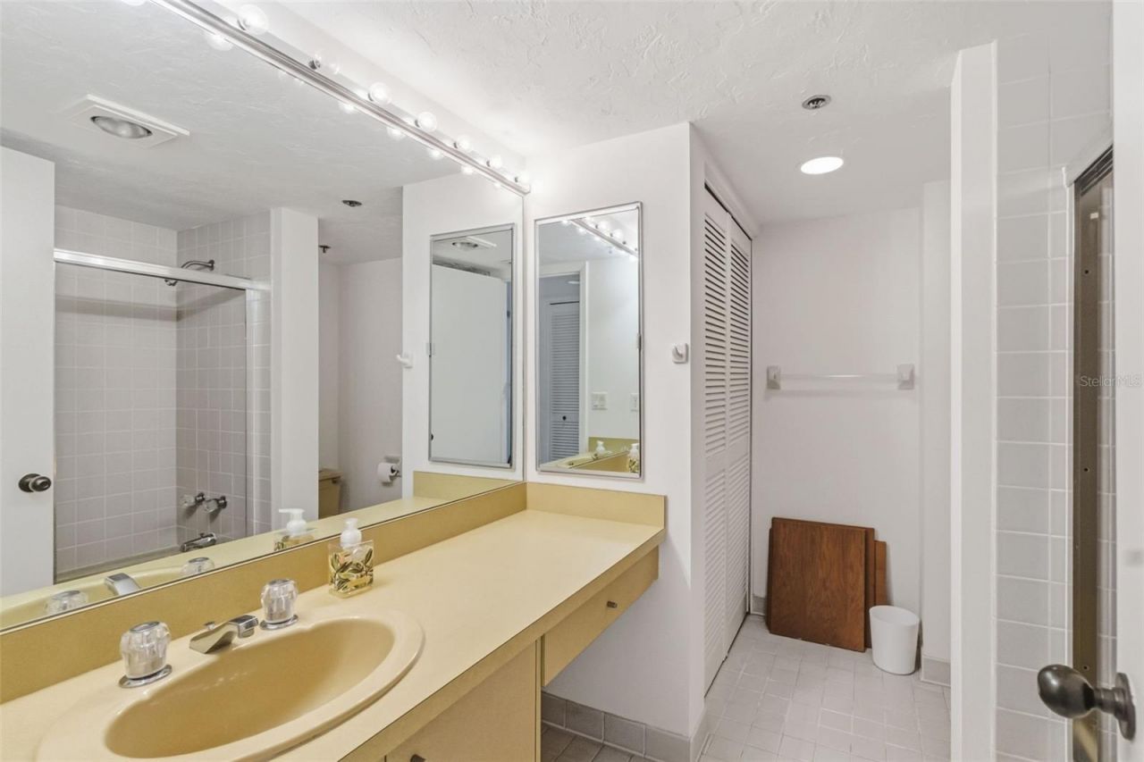 988 Blvd Of The Arts, Unit 1116, Sarasota, FL 34236 Photo