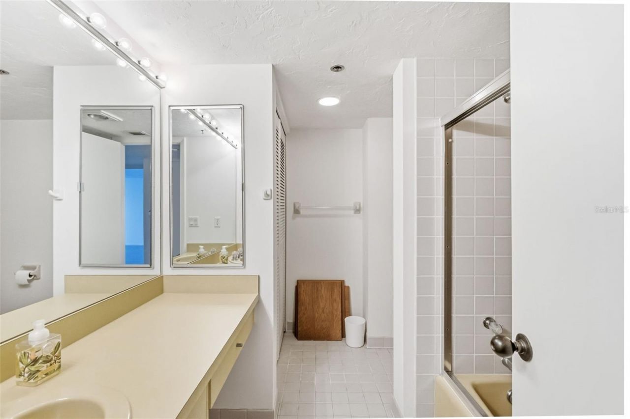 988 Blvd Of The Arts, Unit 1116, Sarasota, FL 34236 Photo
