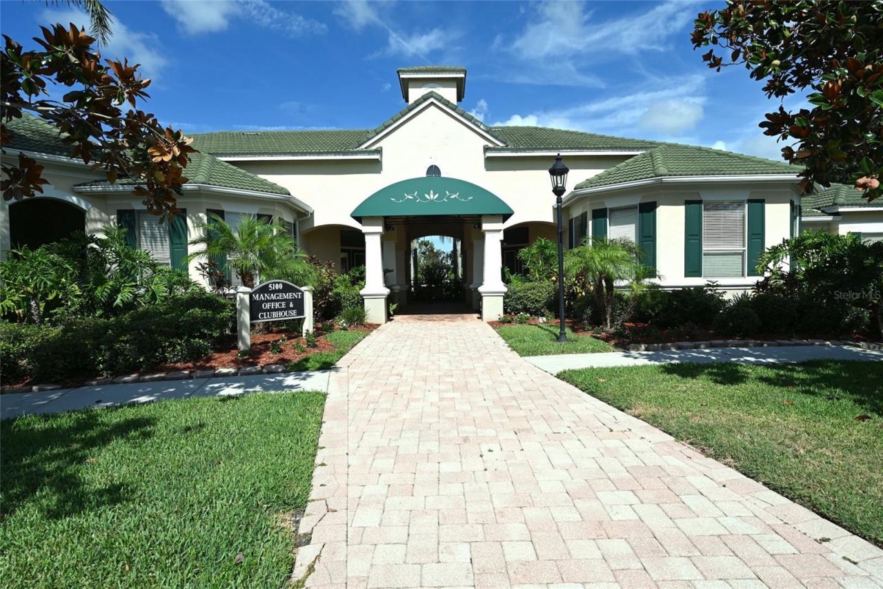 5110 Northridge Road, Unit 202, Sarasota, FL 34238 Photo