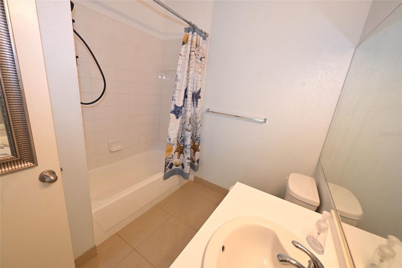 5110 Northridge Road, Unit 202, Sarasota, FL 34238 Photo