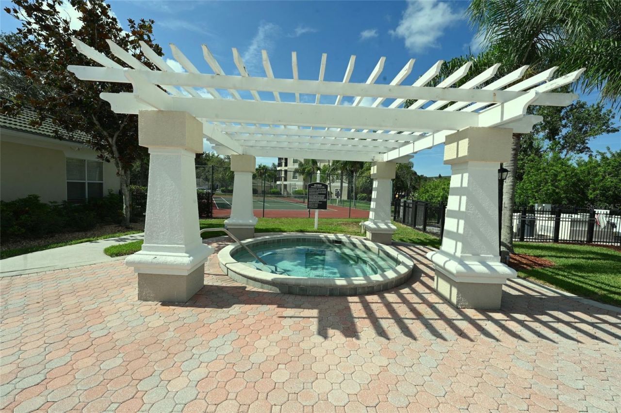 5110 Northridge Road, Unit 202, Sarasota, FL 34238 Photo