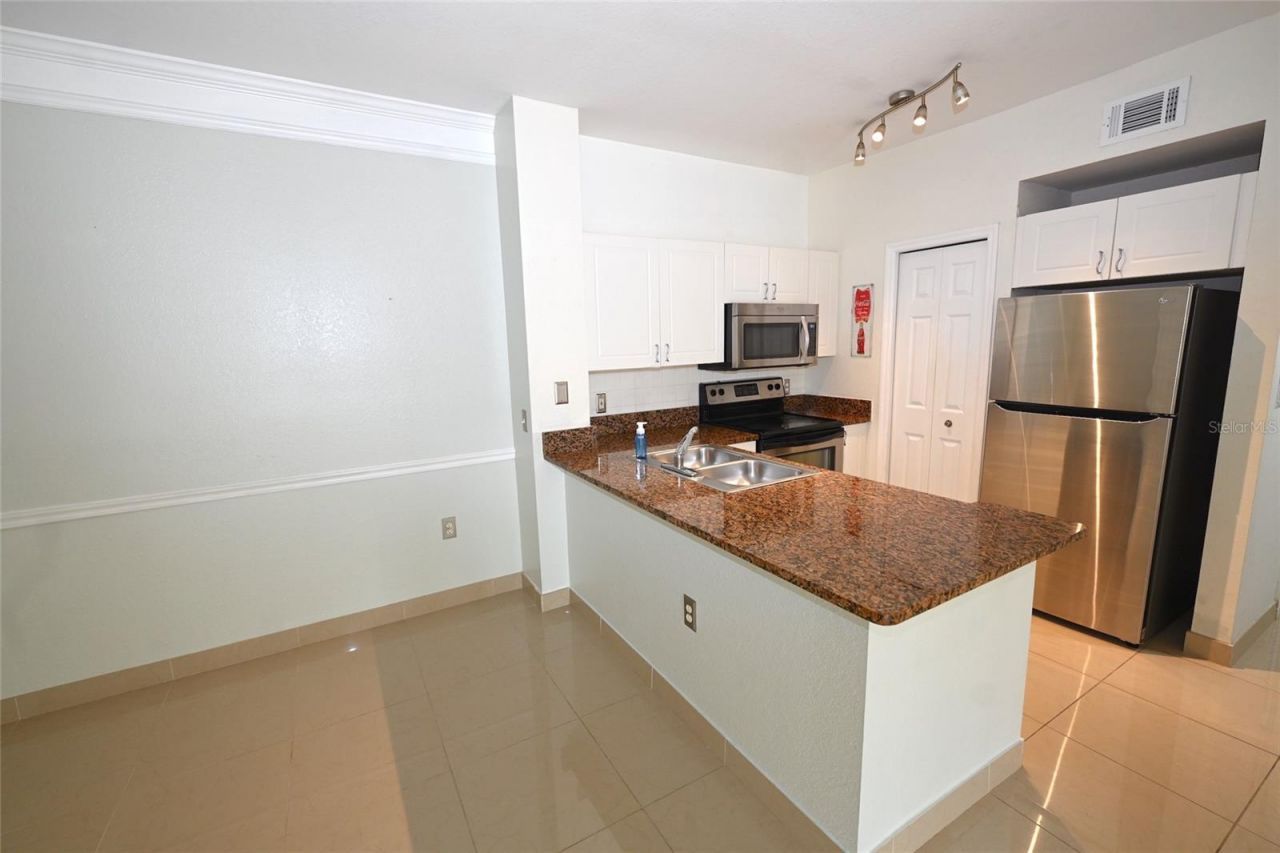 5110 Northridge Road, Unit 202, Sarasota, FL 34238 Photo