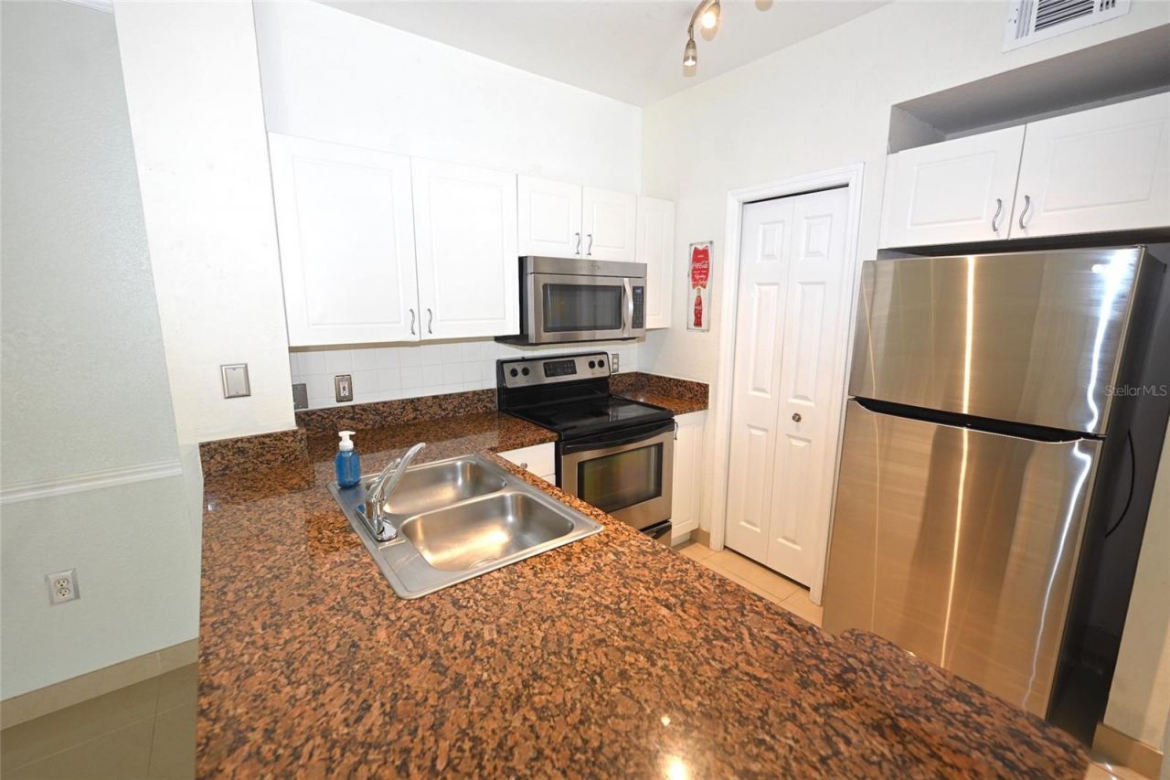 5110 Northridge Road, Unit 202, Sarasota, FL 34238 Photo