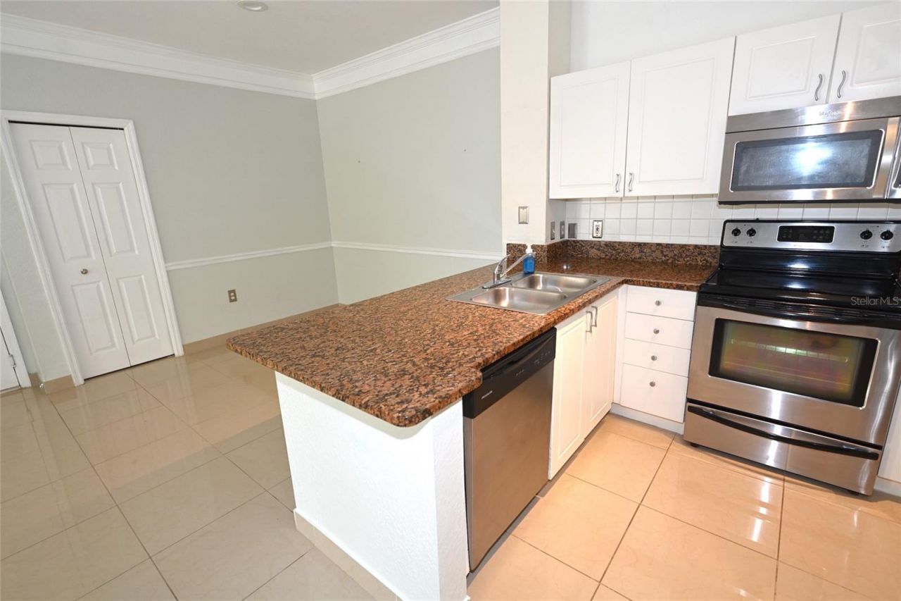 5110 Northridge Road, Unit 202, Sarasota, FL 34238 Photo