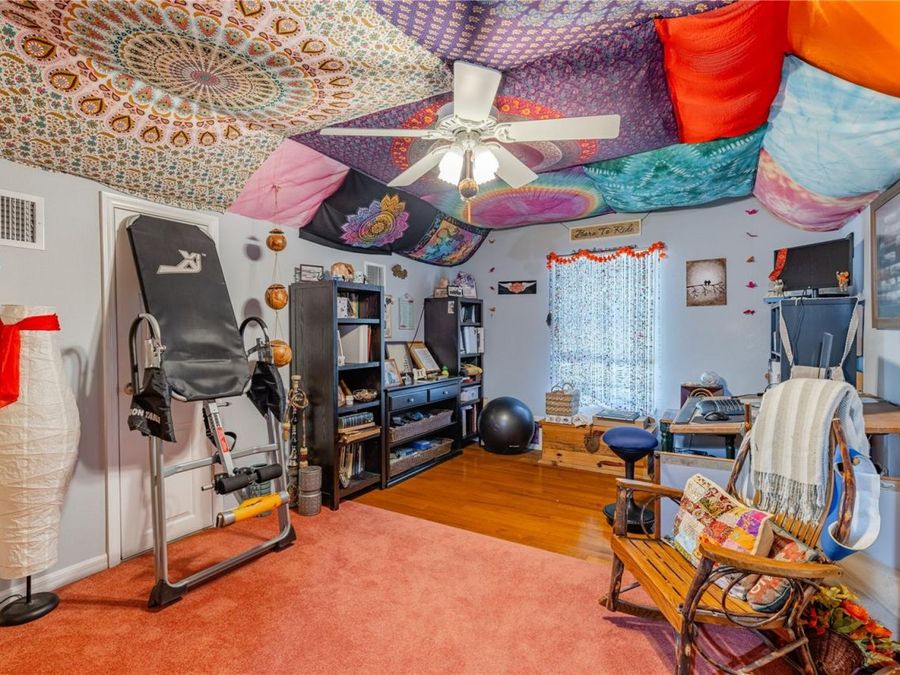 Property Image 37