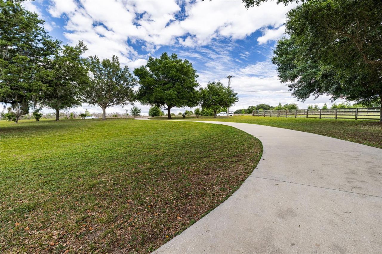 25101 Turkey Lake Road, Howey in the Hills, FL 34737 Photo