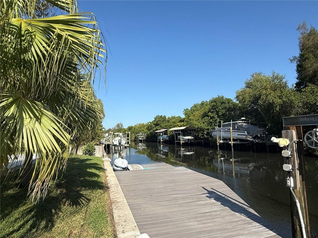 797 45th Avenue Ne, Saint Petersburg, FL 33703 Photo
