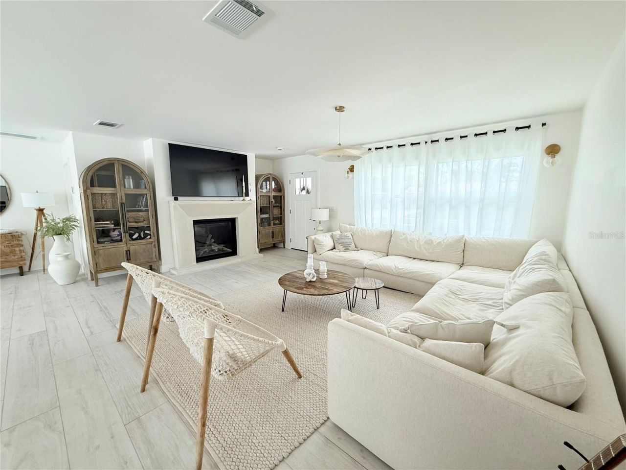 797 45th Avenue Ne, Saint Petersburg, FL 33703 Photo