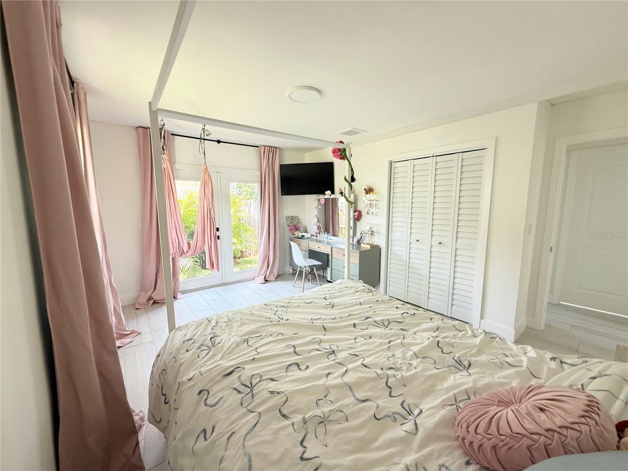 797 45th Avenue Ne, Saint Petersburg, FL 33703 Photo