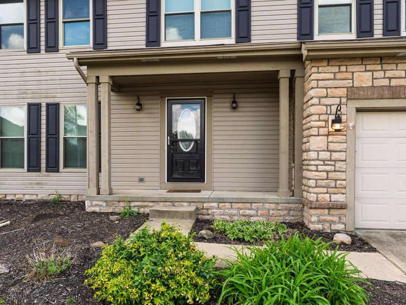 2389 Stewart Hollow Court, Hilliard, OH 43026 Photo 3