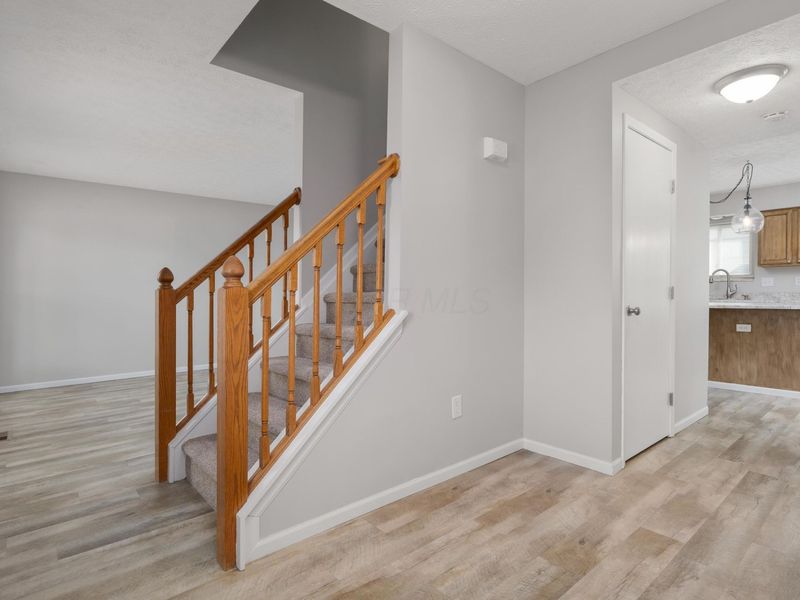 2389 Stewart Hollow Court, Hilliard, OH 43026 Photo 5