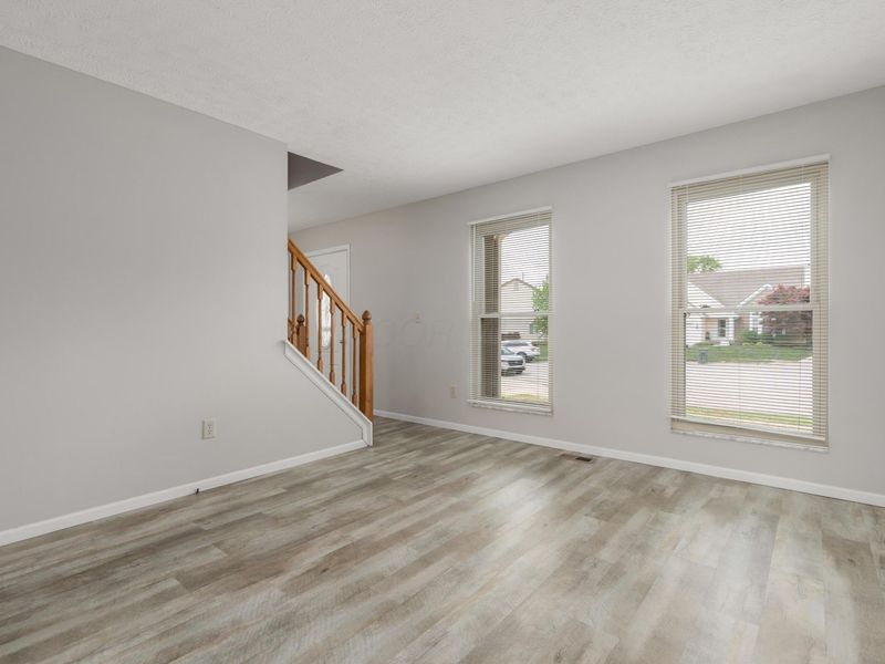 2389 Stewart Hollow Court, Hilliard, OH 43026 Photo 6