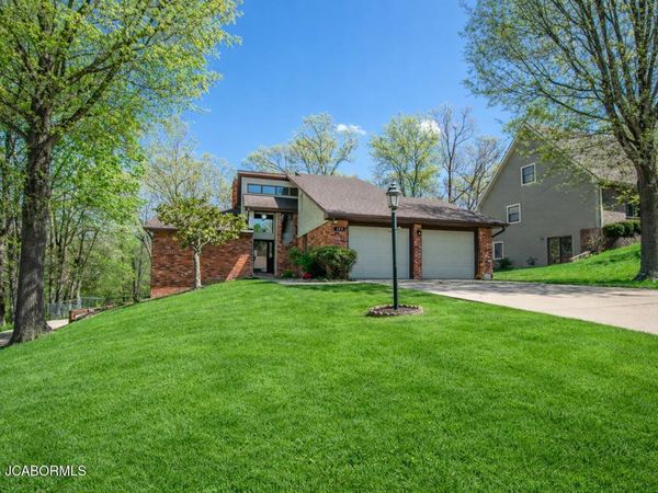 320 TROY STREET, Jefferson City, MO 65109