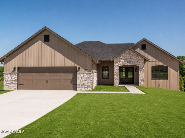 5005 SILO HILL LANE, Jefferson City, MO 65101