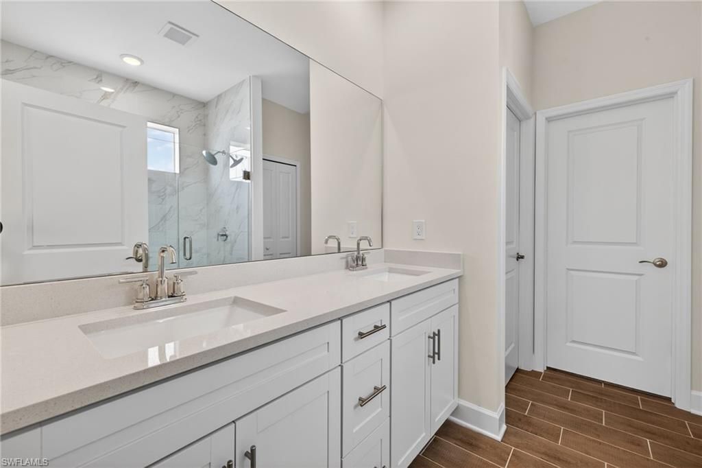 1748 NW 19th St, Cape Coral, FL 33993 Photo