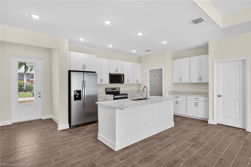 1748 NW 19th St, Cape Coral, FL 33993 Photo