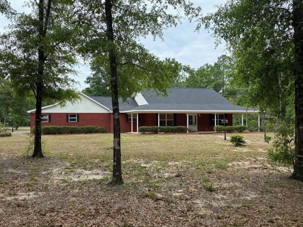 1116 Country Living Road, Baker, FL 32531