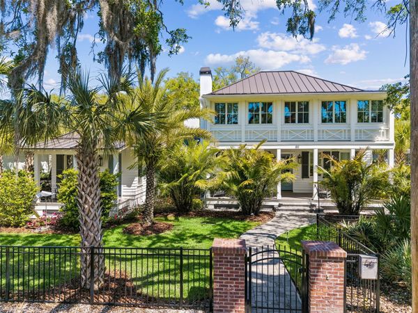 511 ASH Street, Fernandina Beach, FL 32034