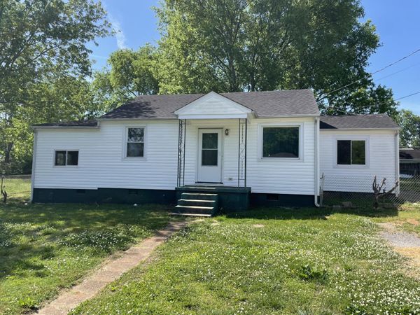 1712 Strawberry Lane , Hixson, TN 37343