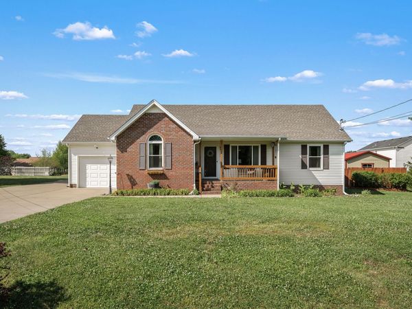 206 Fall Creek Dr , Murfreesboro, TN 37129