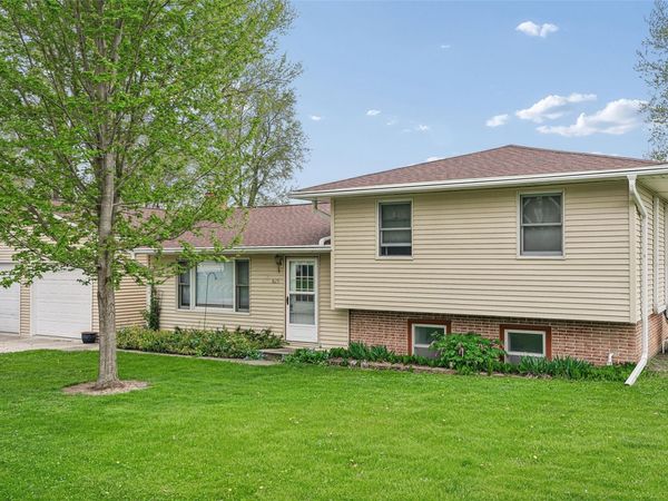 625 Reuel Avenue, Kellogg, IA 50135