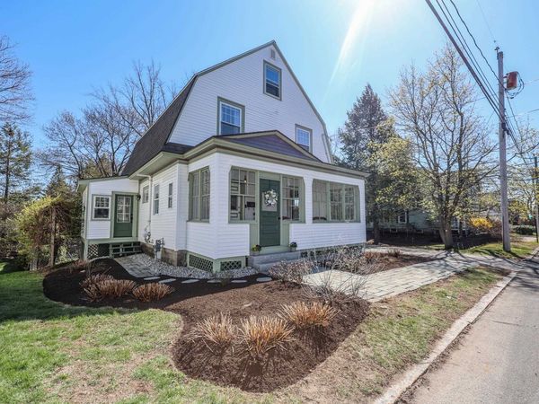 279 Sagamore Street, Manchester, NH 03104