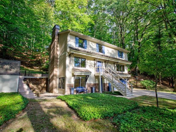 401 Stickney Ridge Road, Grand Haven, MI 49417