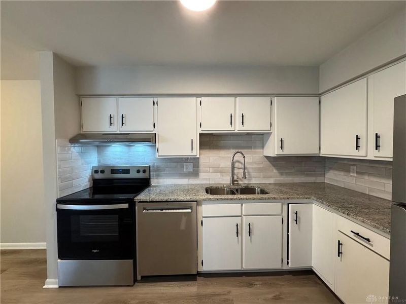 3040 E Dorothy Lane, Unit 22, Kettering, OH 45420 Photo 5